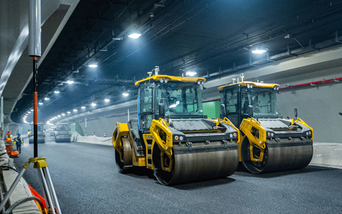 XD135TIV壓路機(jī)：智能施工時代的高效利器！