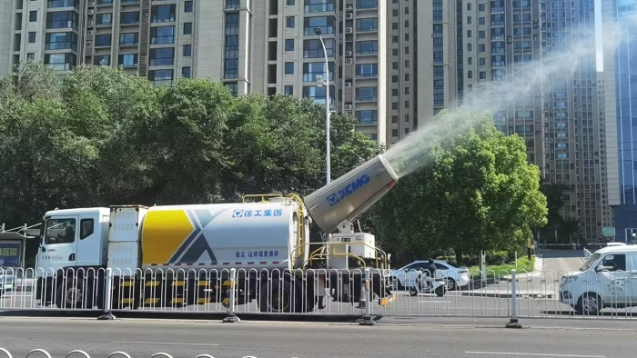 徐工多功能抑塵車(chē)，助力家鄉(xiāng)徐州環(huán)境，更“凈”一步！