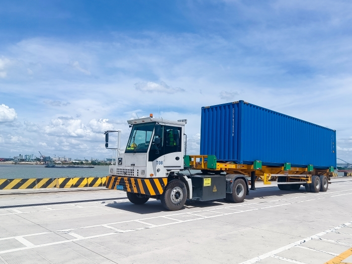 廣州港甄選！去看港口“特種兵”徐工純電牽引車