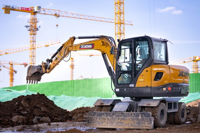 零碳機(jī)場(chǎng)！徐工挖機(jī)護(hù)航超級(jí)工程