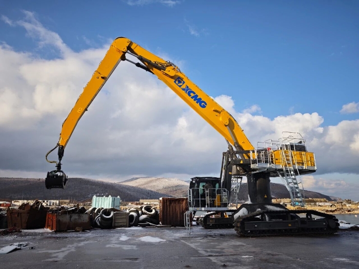 【工程特種兵】港口建設(shè)新寵兒！徐工XE850M抓料機(jī)上新！