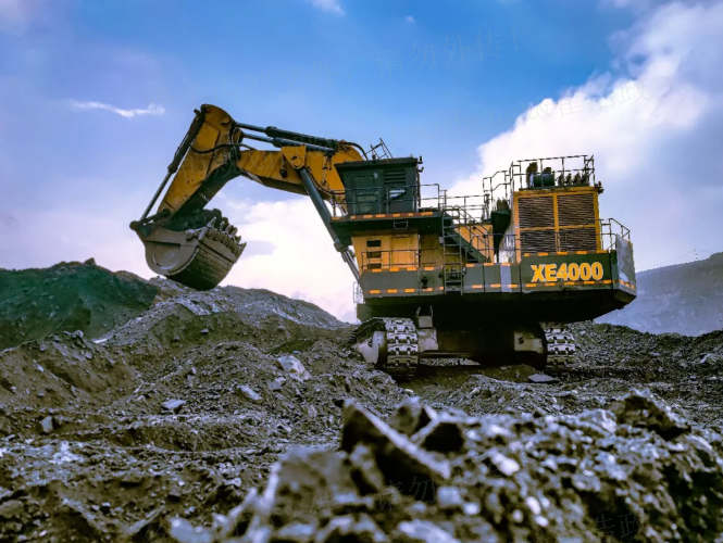 連續(xù)5萬小時(shí)出勤！徐工XE4000液壓鏟受礦區(qū)高度贊揚(yáng)！