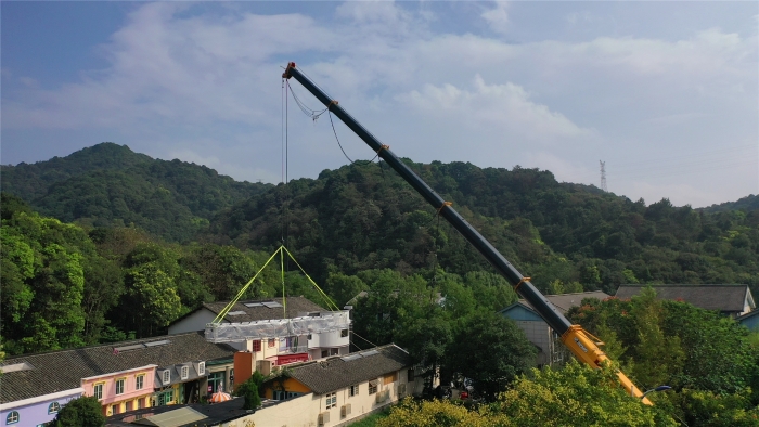 46米跨距吊3天！徐工G2代四橋130噸“闖入”影視圈！