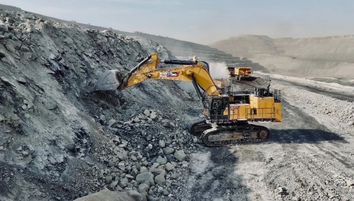 礦區(qū)得力干將：徐工XE1350G Pro，高效可靠，不負(fù)重托